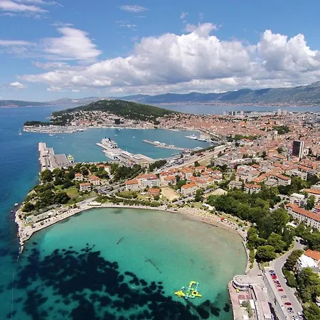 Apartman With Wifi - 7588 Split